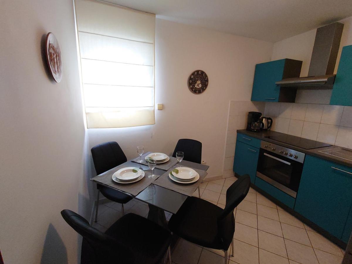 Apartmani Lea Jadranovo Ngoại thất bức ảnh
